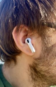 Apple AirPods 4 ANC
