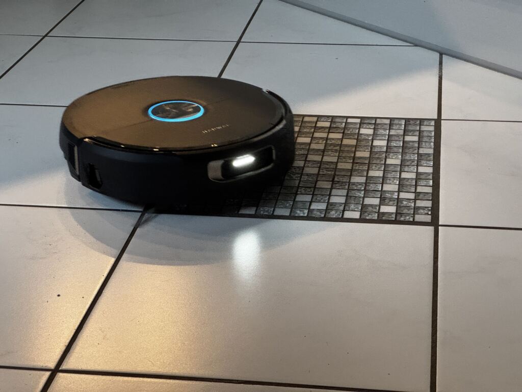 Sichere Navigation mit LED Licht und 2 RGB Kameras