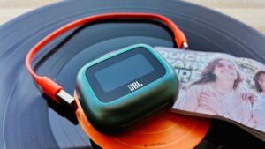 JBL Live Buds 3